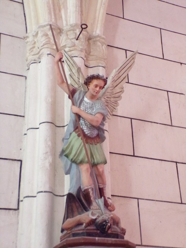 Genté - L'église Saint-Médard - L'Archange Saint-Michel ( (18 septembre 2016)