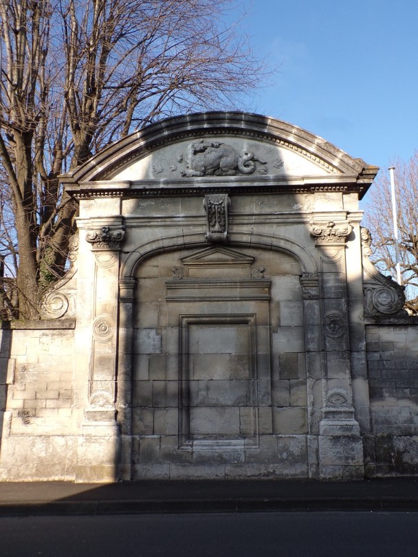 Hôtel, 46 à 60 avenue Maréchal Leclerc (29 décembre 2018)