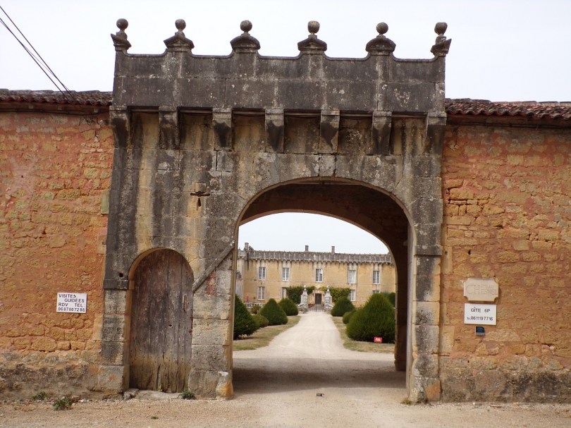 Cherves-Richemont - Le château de Chesnel (4 septembre 2016)