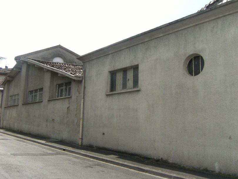 Édifice commercial Jean-Louis Martel, puis cartonnerie Godard (13 juillet 2015)