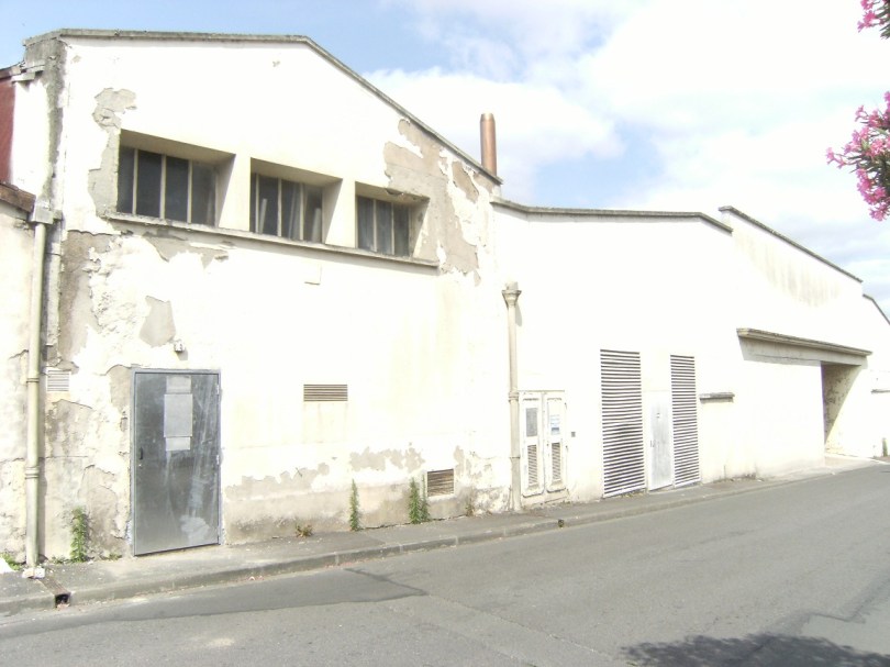 Édifice commercial Jean-Louis Martel, puis cartonnerie Godard (13 juillet 2015)