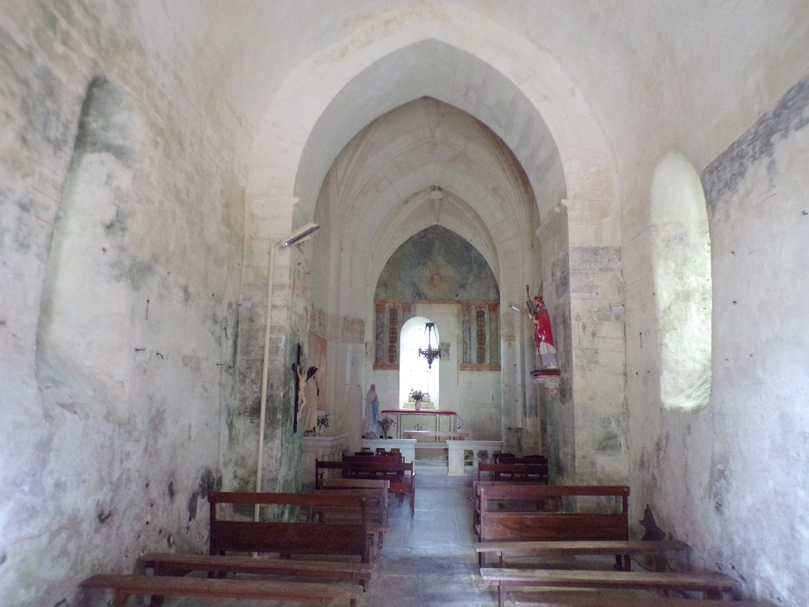 Graves-Saint-Amant - L'église Saint-Martin - Vue de l'entrée (18 août 2016)