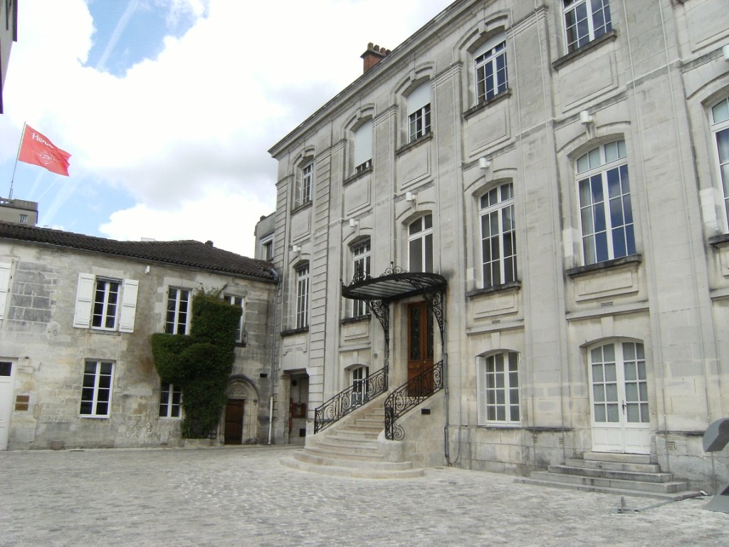 Hennessy (19 mars 2015)