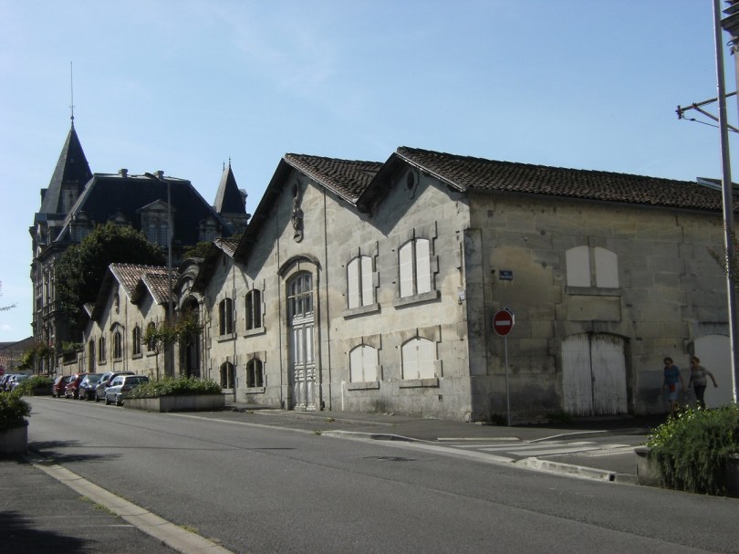 Hôtel, 46 à 60 avenue Maréchal Leclerc (13 juillet 2015)