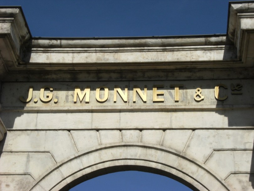 Hôtel Chais Monnet, avenue Paul Firino Martell ( 20 août 2015)