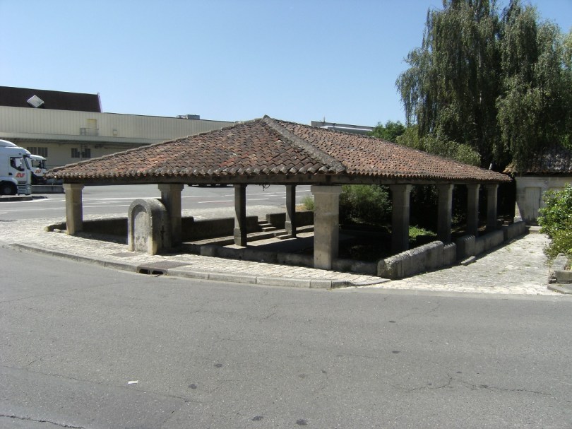 Le lavoir, rue Basse Saint Martin (10 juillet 2015)