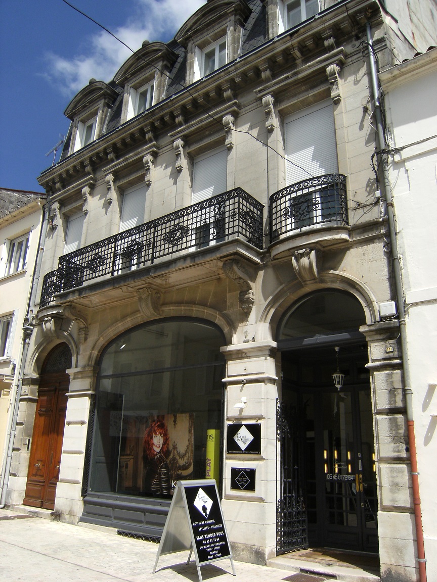 Magasin de Commerce, 117 rue Aristide Briand (juin 2015)