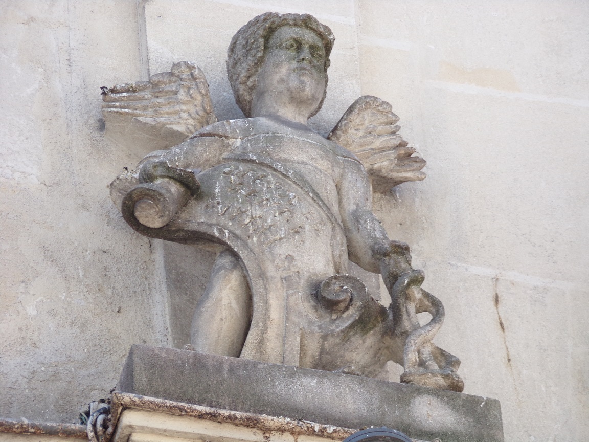 Maison de commerce - 15 rue d’Angoulême (13 août 2016)