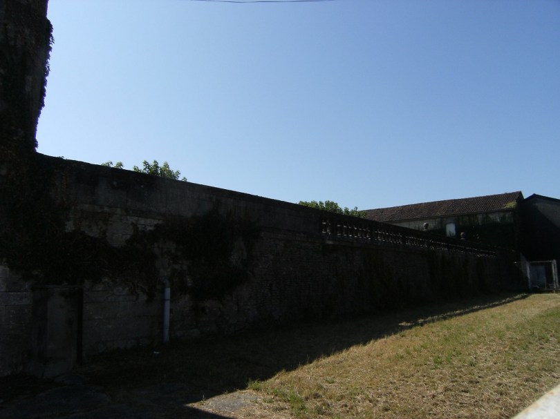 Manoir dit Logis Saint-Martin, 17-19 avenue de Royan (10 août 2015)