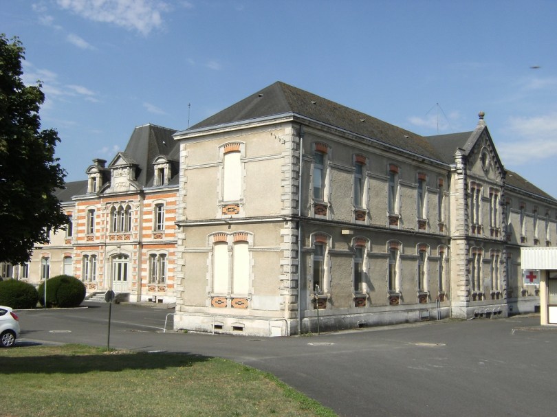 Orphelinat dit Fondation Édouard et Gabriel Martell, rue de l'Hôpital (12 août 2015)