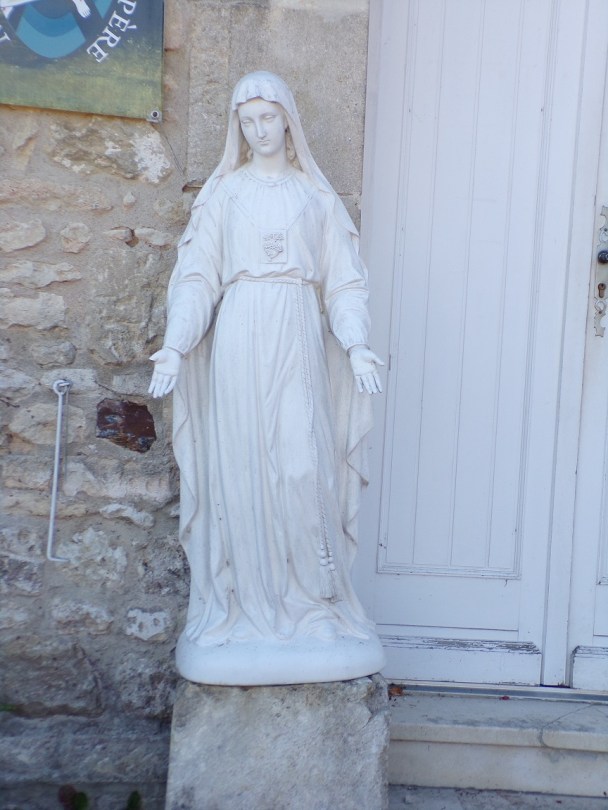 Cherves-Richemont - La communauté Saint Jean (3 septembre 2016)