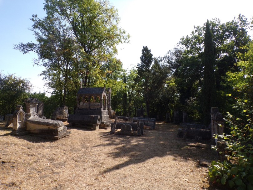 Cherves-Richemont - Le cimetière de Richemont (8 septembre 2016)