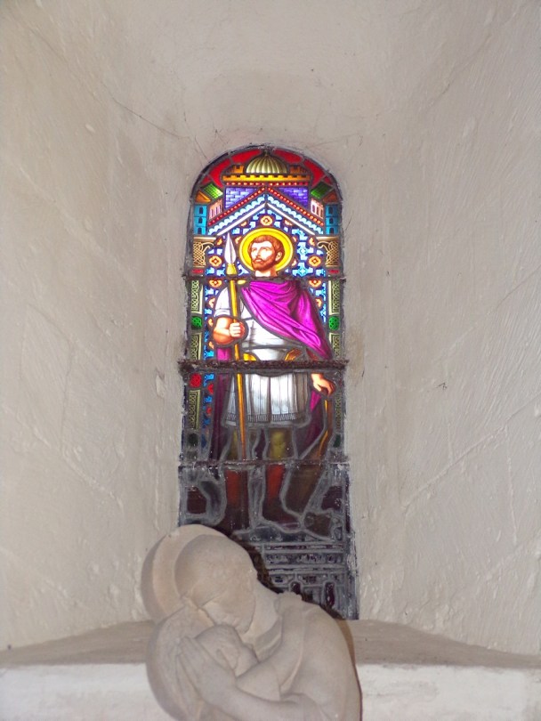 Cherves-Richemont - L'église Saint-Georges - Un vitrail (18 septembre 2016)