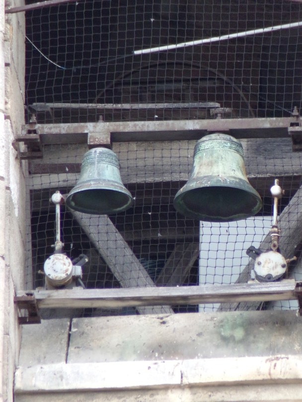 rue Aristide Briand - L'église Saint-Léger (2 juillet 2019)