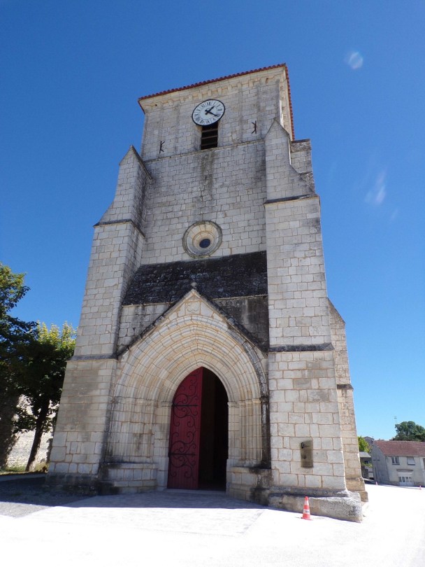 Salles d'Angles - L'église Saint-Maurice (22 août 2016)