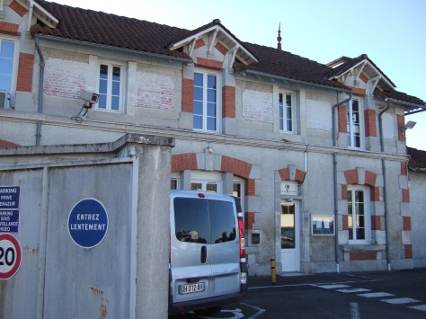 Scierie Pierre Lucien Marchand, usine de construction aéronautique, usine textile, actuellement usine Areazur EFA Groupe Zodiac (9 octobre 2015)
