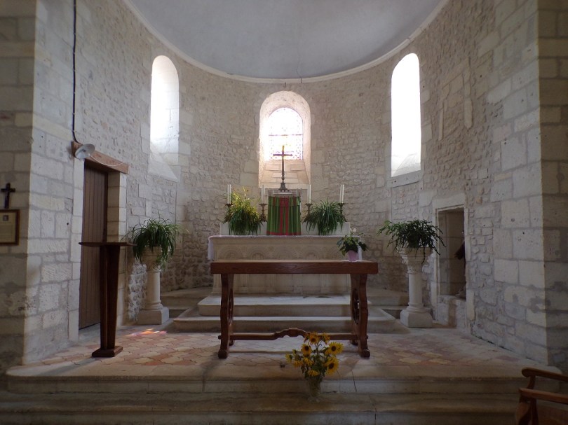Dompierre-sur Charente - L'église Saint-Blaise - Le Choeur (21 août 2019)