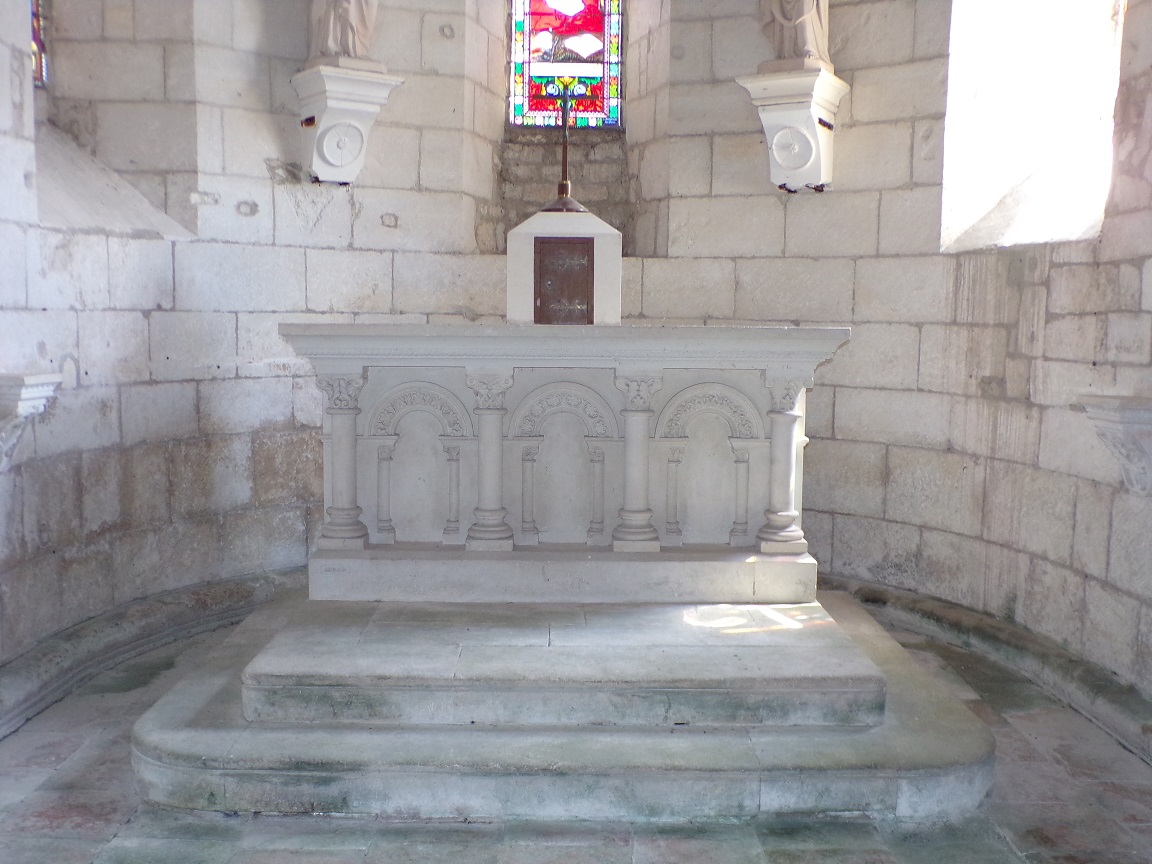 Thors - L’église Sainte-Madeleine - L'abside (19 août 2019)