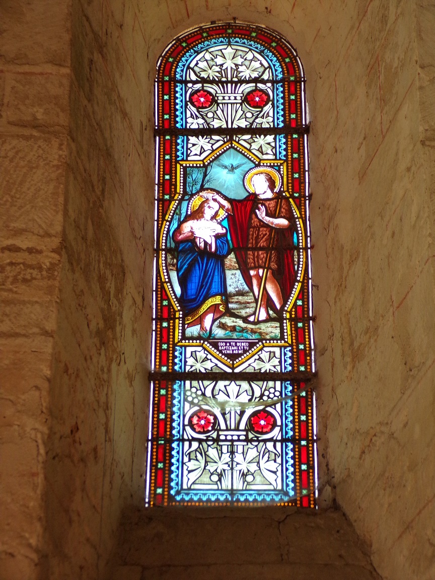 Migron - L'église Saint-Nazaire - Le vitrail 'Ego a te debeo baptizari et tu venis ad me' (29 juin 2019)