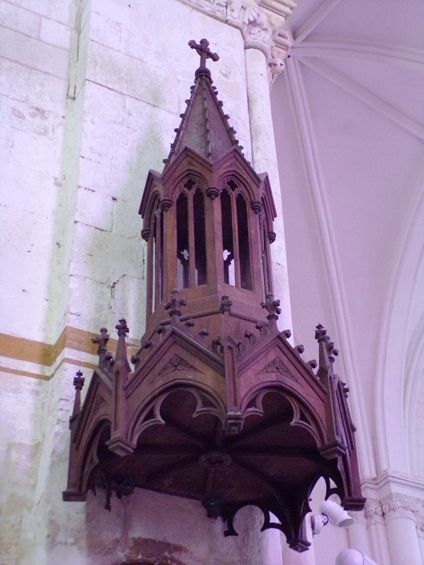 Pérignac - L'église Saint-Pierre - La chaire (21 août 2019)