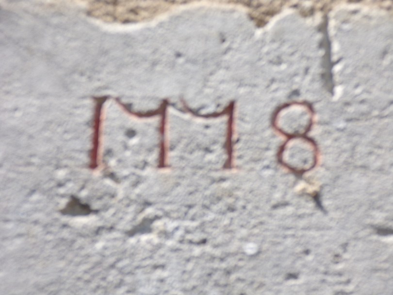 Angeac-Champagne – L'église Saint-Vivien - Date '1778' au-dessus d'une porte (13 mai 2019)