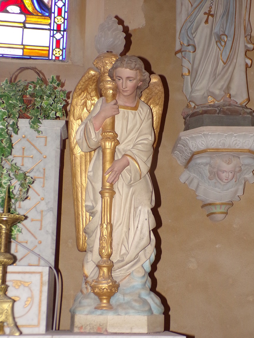 Angeac-Champagne - L'Eglise Saint-Vivien - Un ange (13 mai 2019)