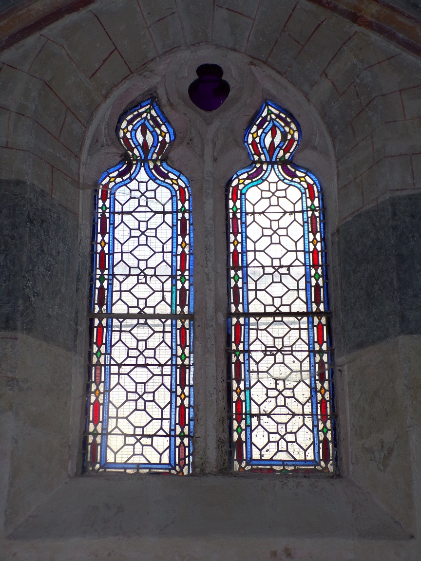 Ars – L’Eglise Saint-Maclou - Un vitrail (24 mai 2018)