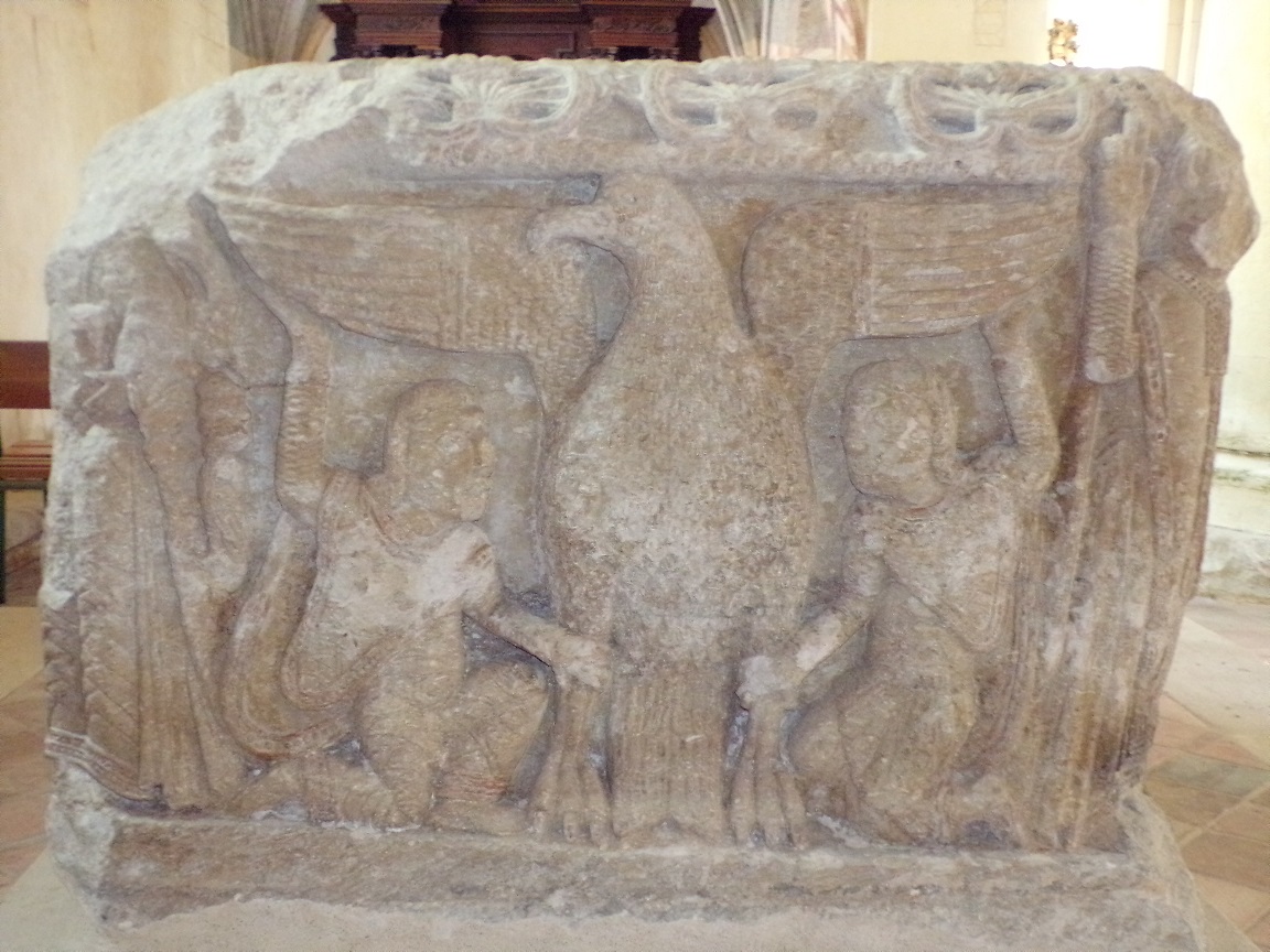 Ars – L’Eglise Saint-Maclou – Fonts baptismaux (24 mai 2018)