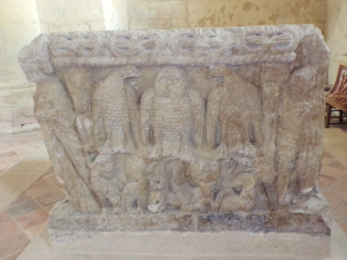 Ars – L’Eglise Saint-Maclou – Fonts baptismaux (24 mai 2018)