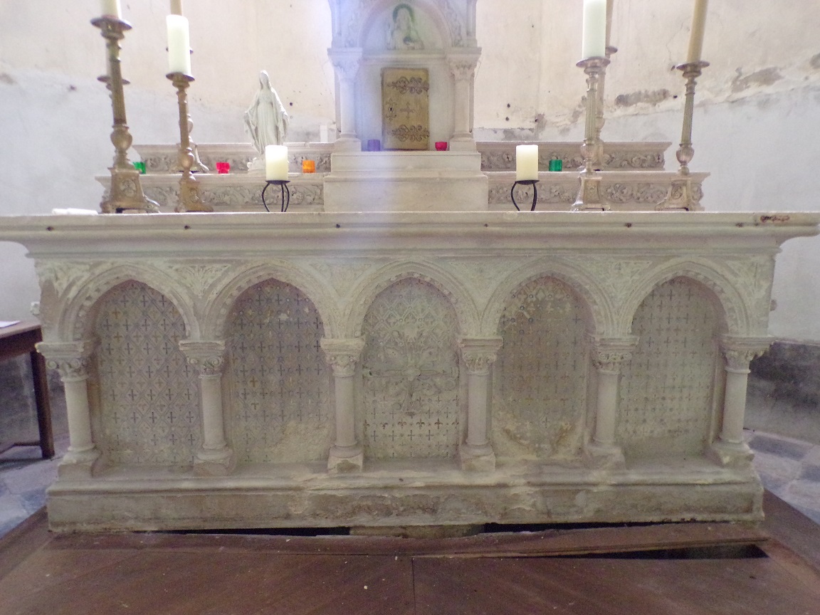 Brives sur Charente - L'église Saint-Etienne - L'abside (27 juin 2018)