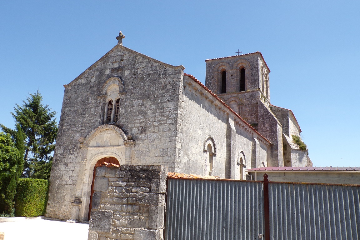 Courbillac - L'église Saint-Aubin (12 juin 2017)