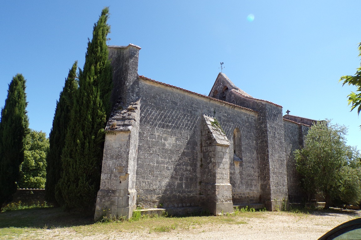 Graves-Saint-Amant - L'église Saint-Amant (10 juin 2017)