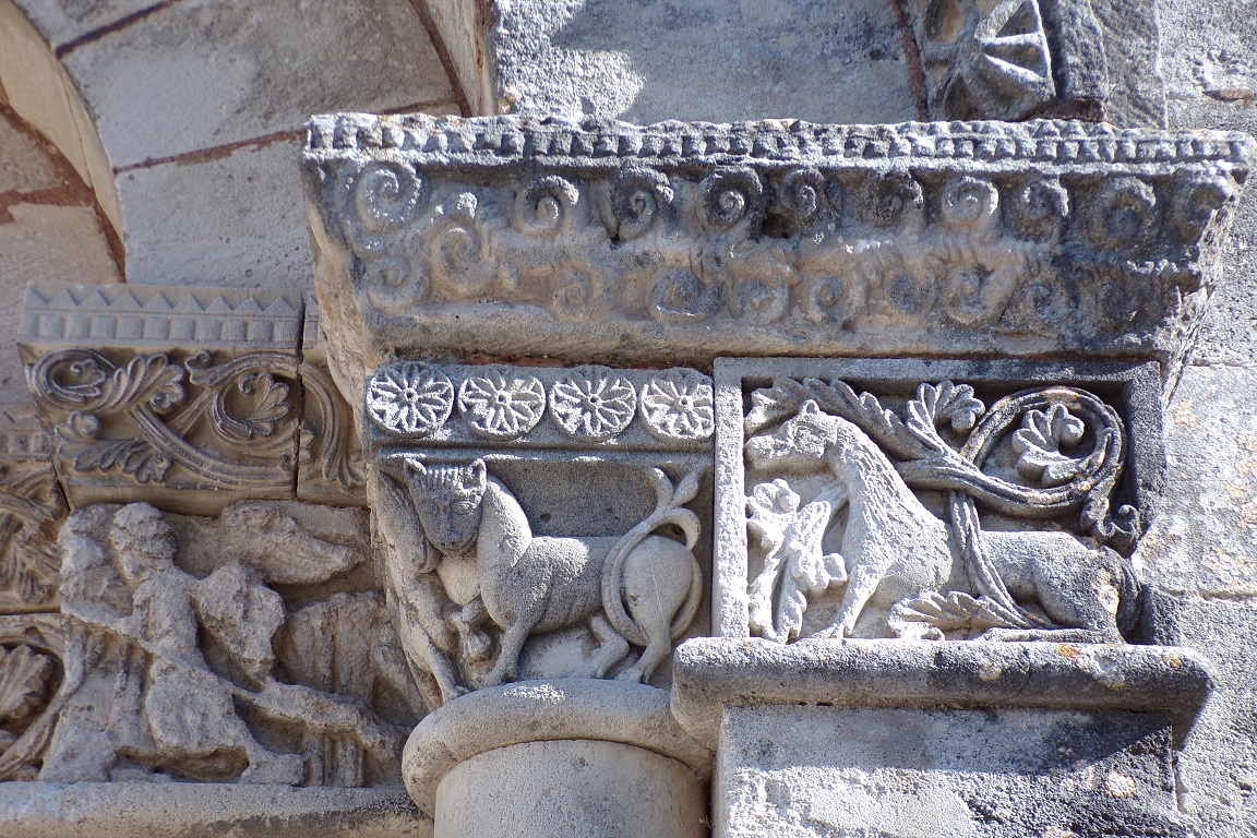 Gensac-la-Pallue - L'église Saint-Martin - Un chapiteau (26 octobre 2017)