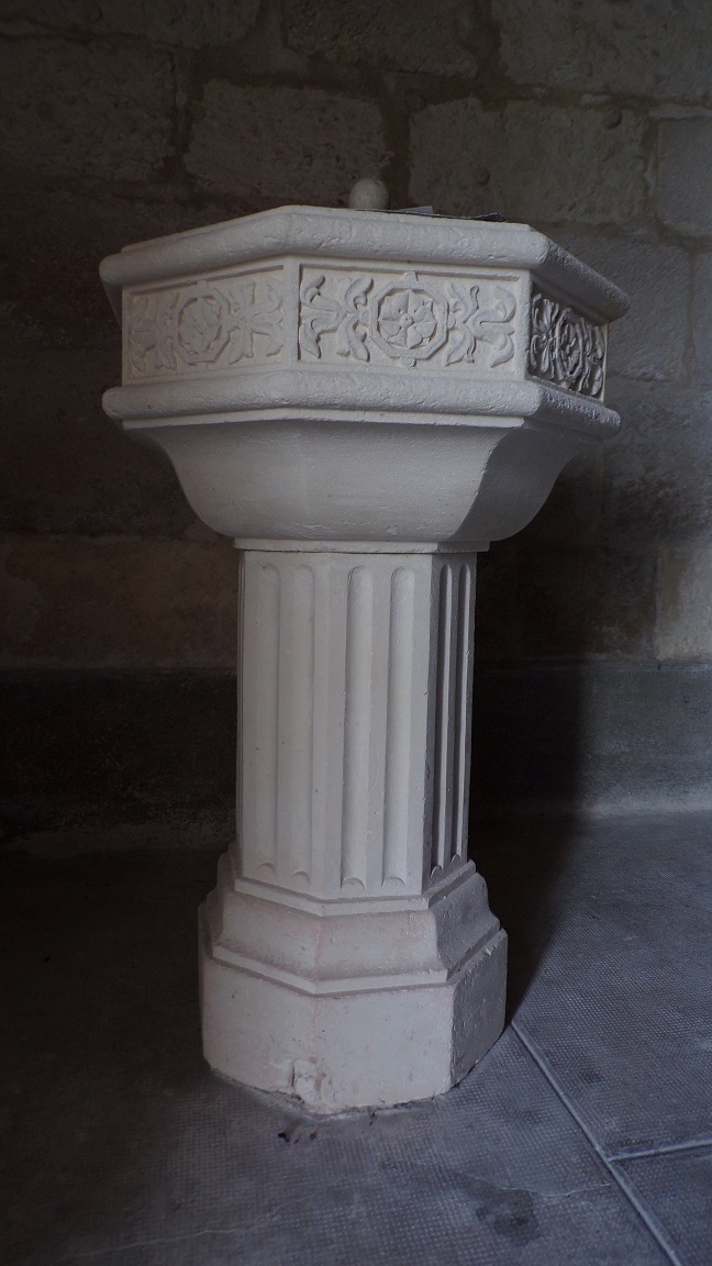 Gimeux - L'église Saint-Germain - Fonts baptismaux (5 avril 2018)