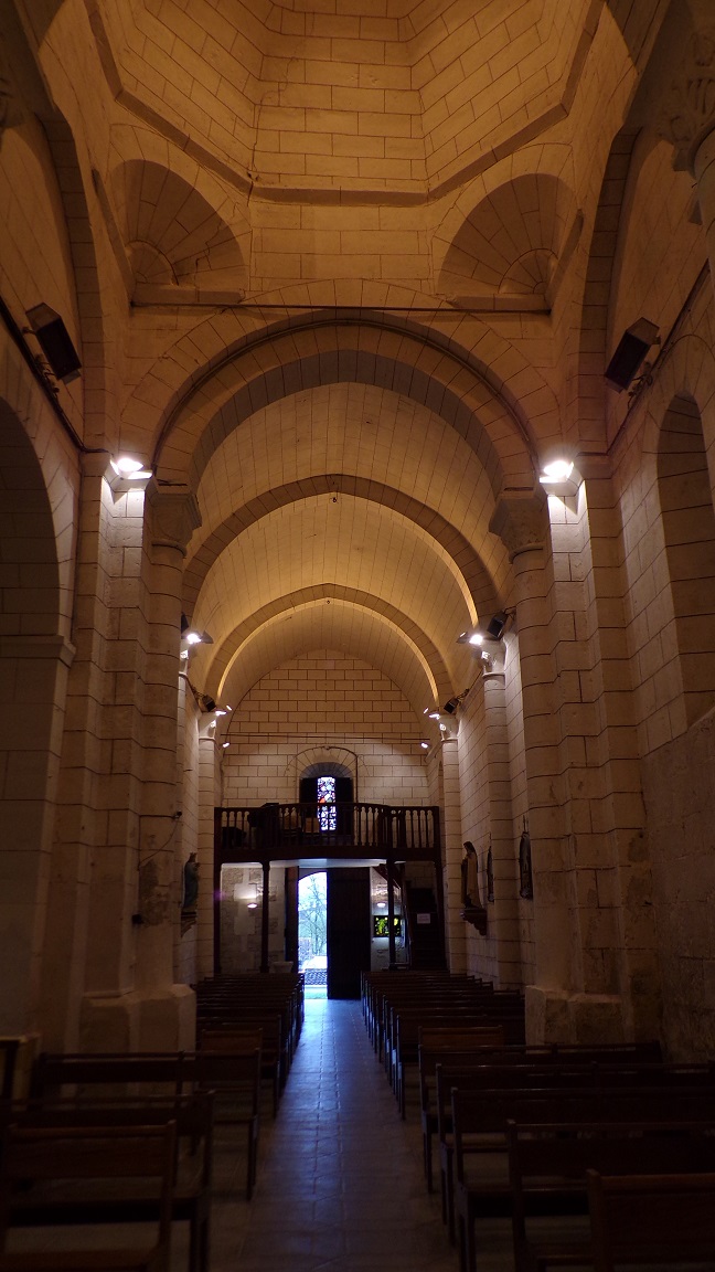 Nercillac - L'église Saint-Germain - Vue de l'autel (10 avril 2018)