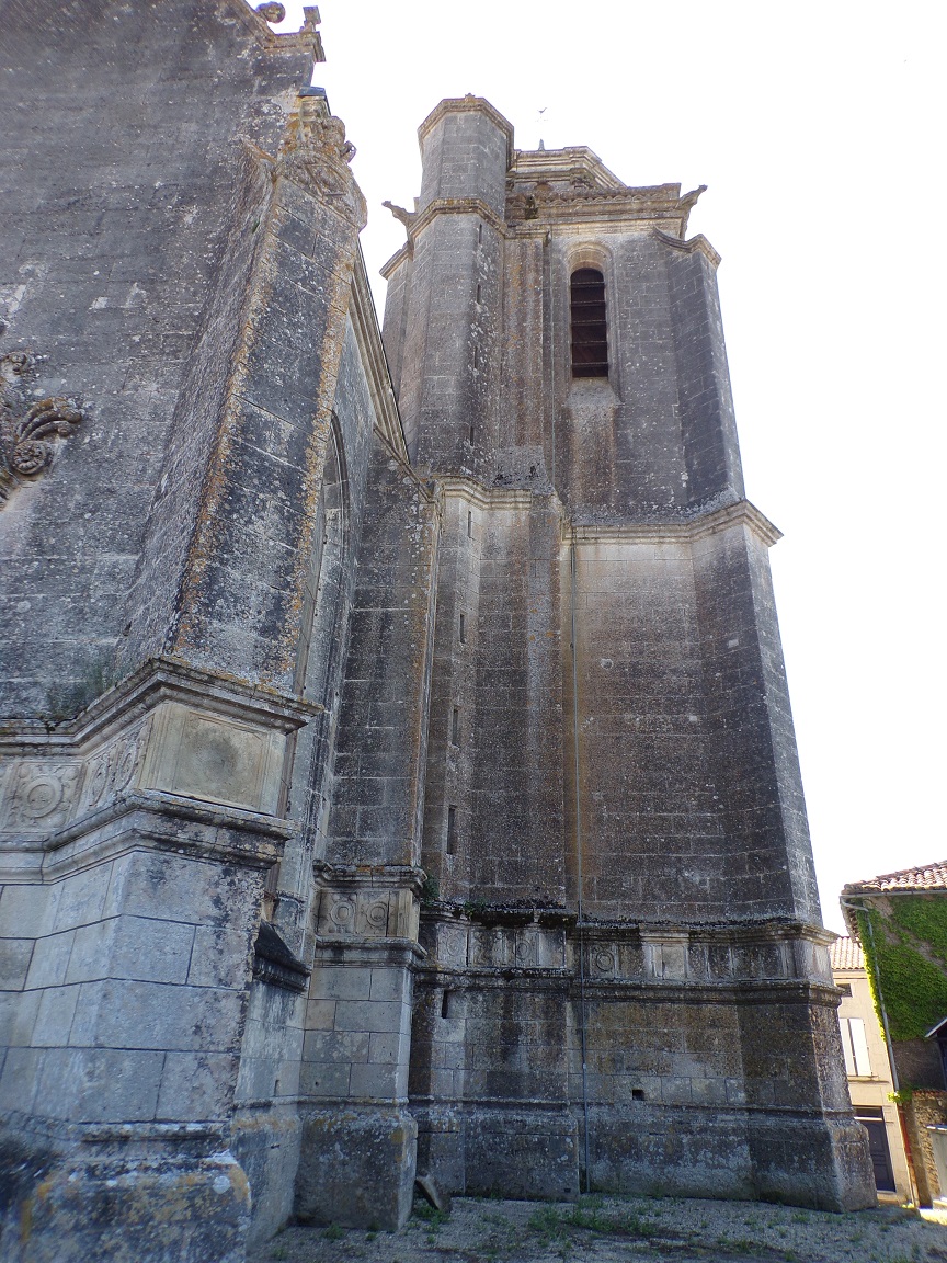 Lonzac - L'église Notre-Dame (8 juillet 2018)