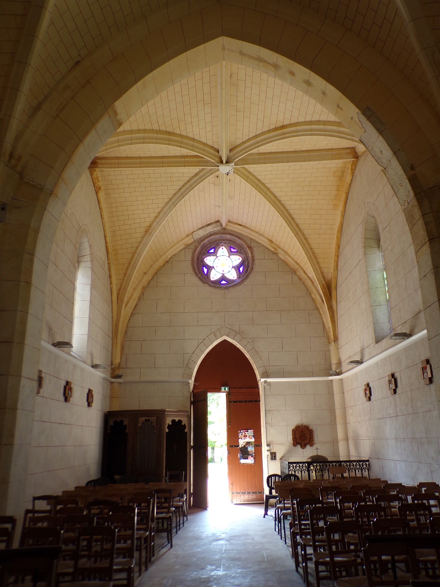 Mainxe - L'église Saint-Maurice - Vue de l'autel (17 juin 2019)