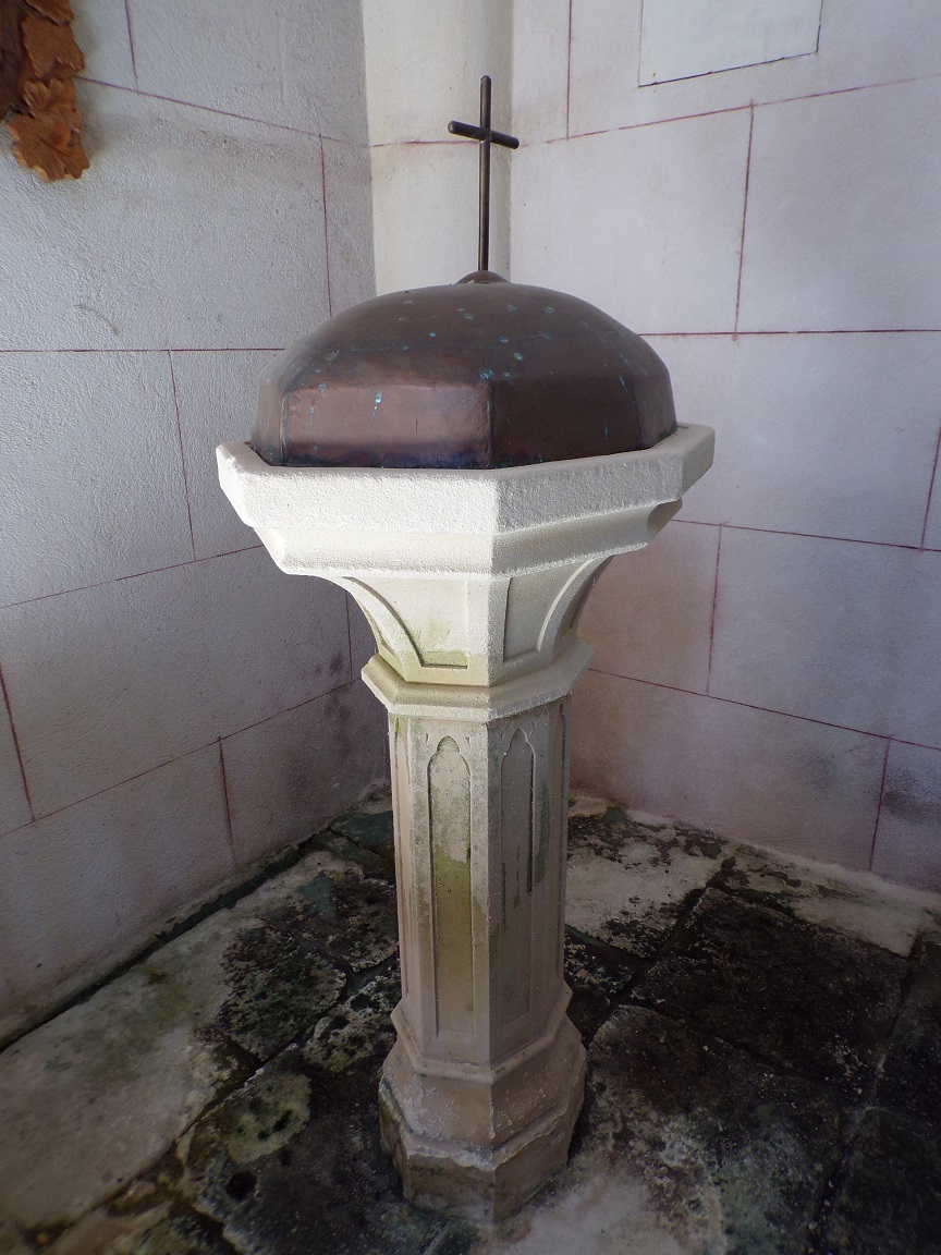 Mainxe - L'église Saint-Maurice - Fonts baptismaux (17 juin 2019)