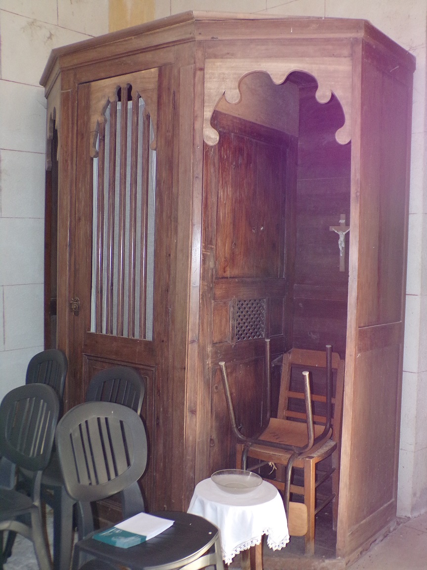 Mainxe - L'église Saint-Maurice - Le confessionnal (17 juin 2019)