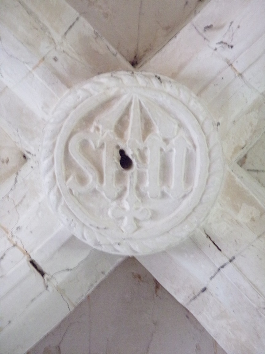 Mareuil - L'église Notre-Dame - Une clef de voûte (21 août 2018)