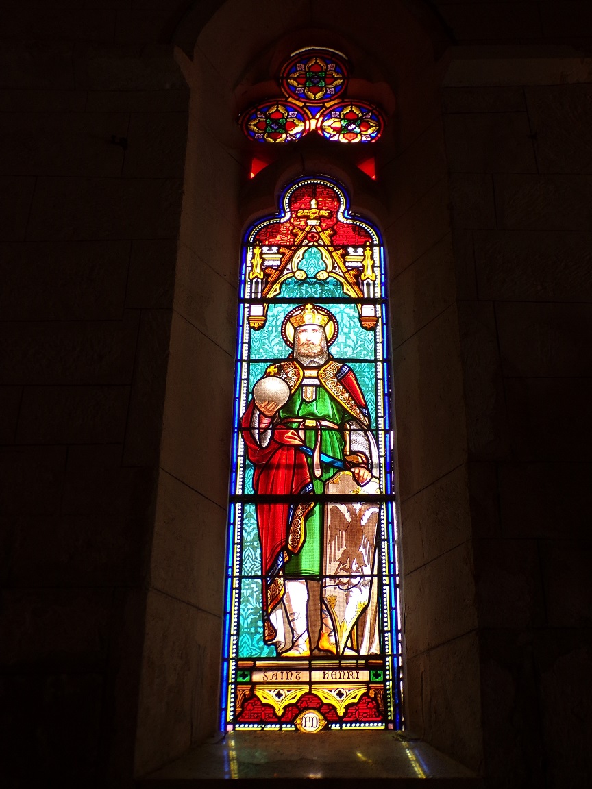 Mareuil - L'église Notre-Dame - Le vitrail 'Saint Henri' (21 août 2018)