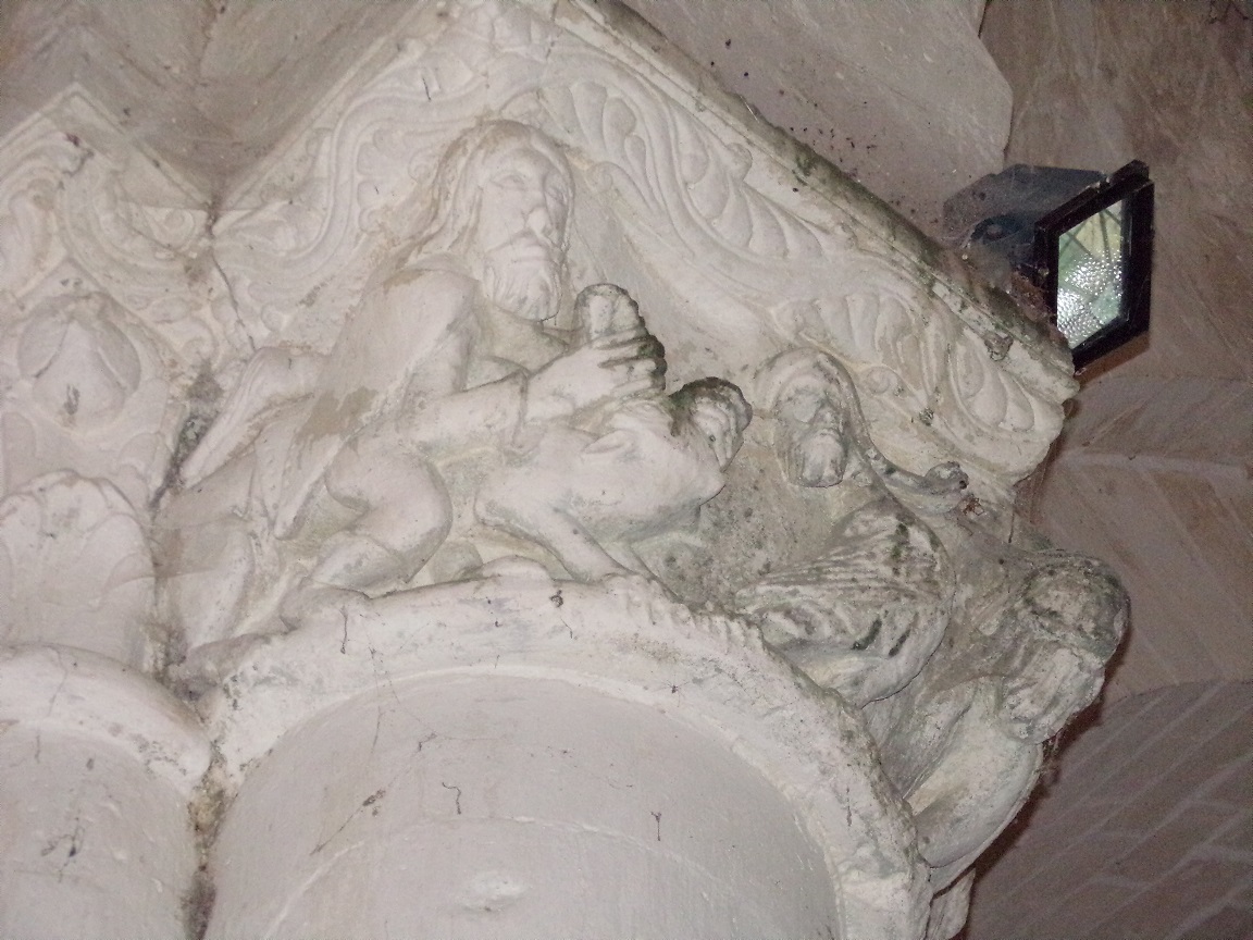 Matha - L'église Saint-Pierre de Marestay - Un modillon (13 août 2018)