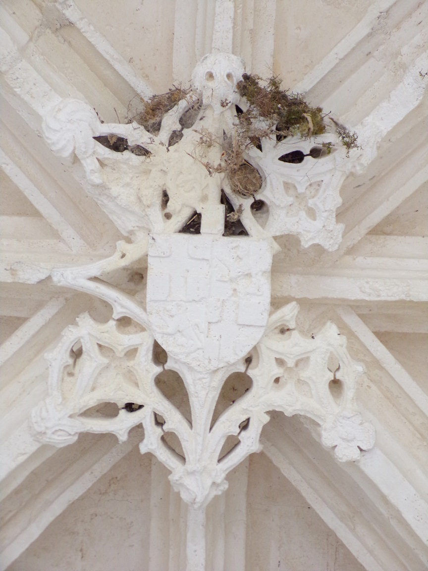 Merpins - L'abbaye Notre-Dame de la Frenade - Une clé de voûte (4 juin 2018)