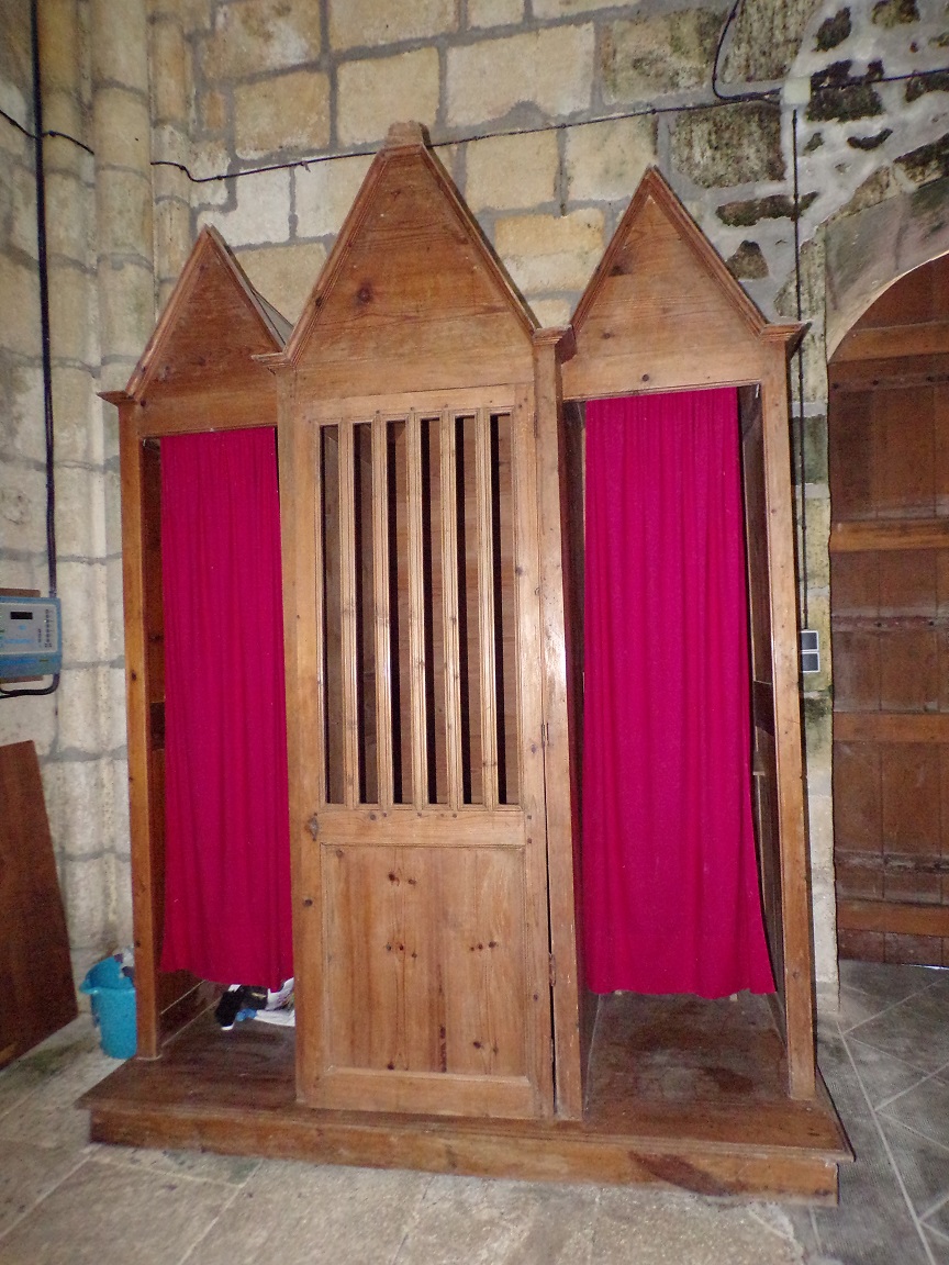Saint-Preuil - L'église Saint-Projet - Le confessionnal (20 juin 2018)
