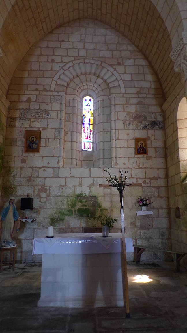 Saint-Simon - L'église Saint-Simon - Le choeur (5 mai 2018)