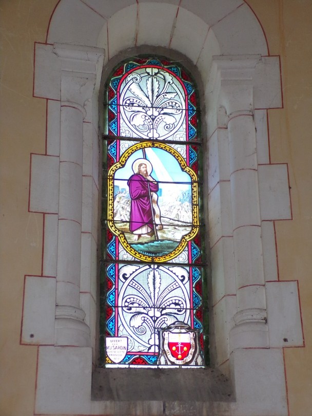 Sainte-Sévère - L'église Saint Augustin - Le vitrail 'F. Lagrange offert par MJ SARDIN' (23 juillet 2018)