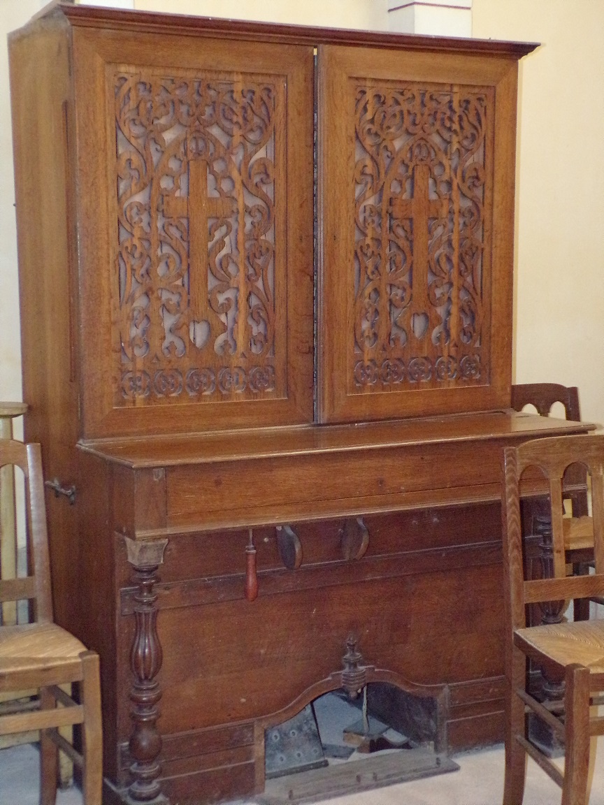 Sainte-Sévère - L'église Sainte Sévère - L'harmonium (23 juillet 2018)