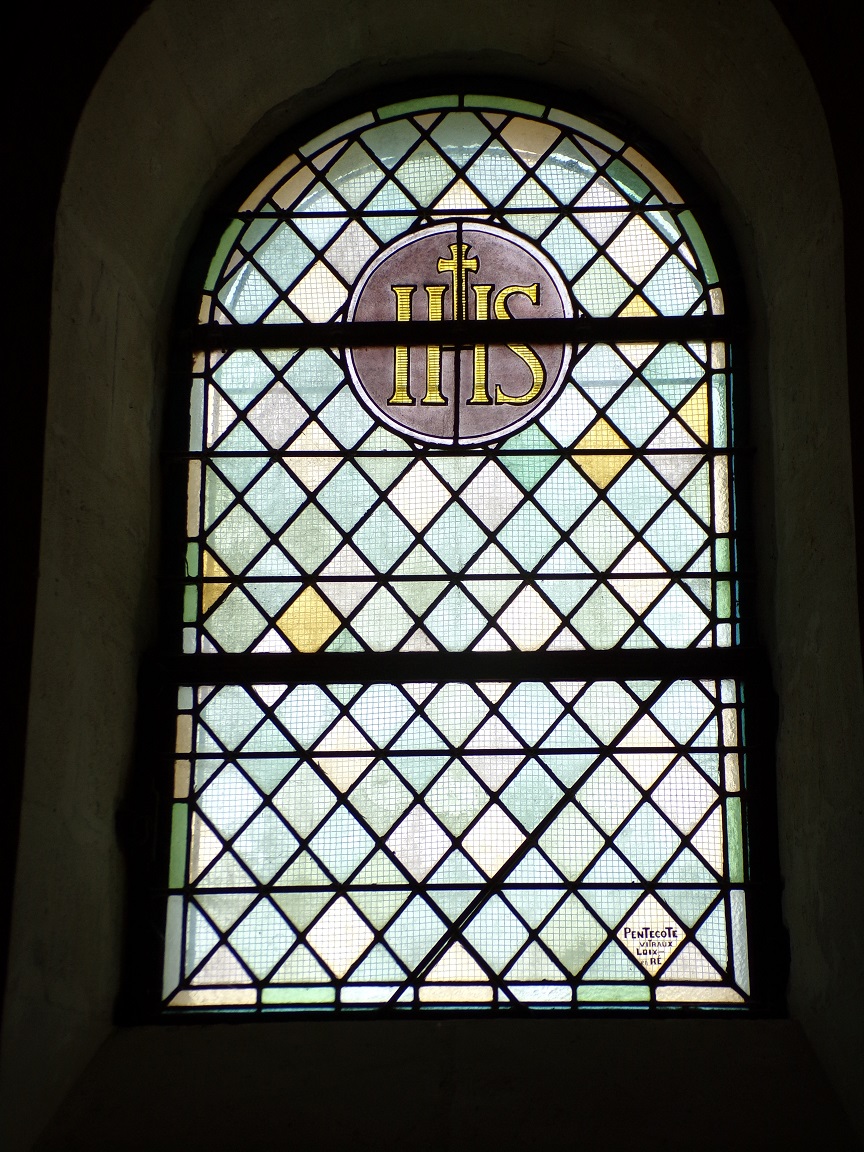 Salignac-sur-Charente - L'église Saint-Louis - Un vitrail (27 juin 2018)