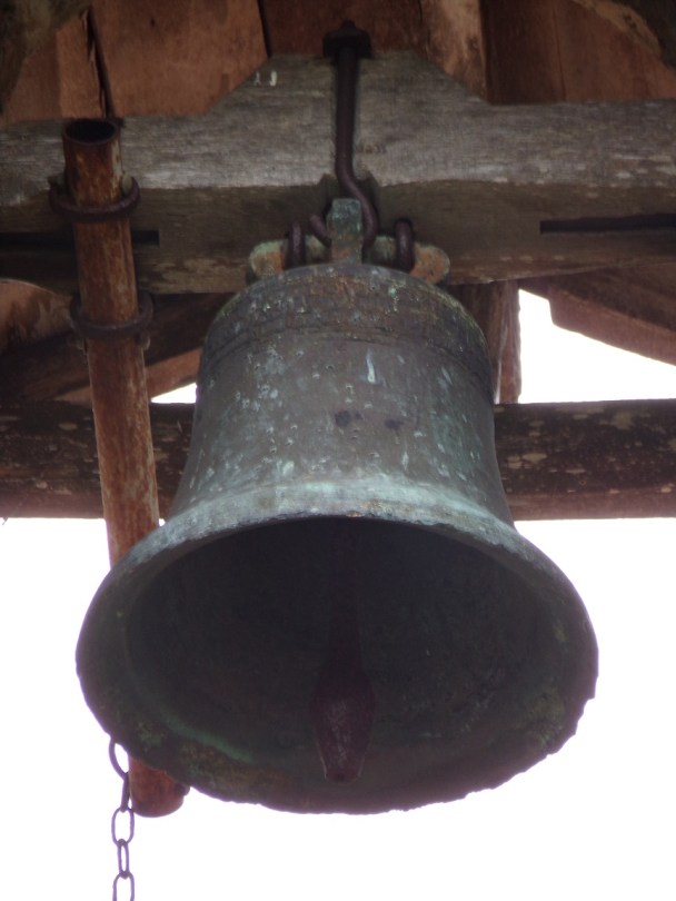 Salles d'Angles - La Chapelle des Templiers - La cloche (30 juin 2020)