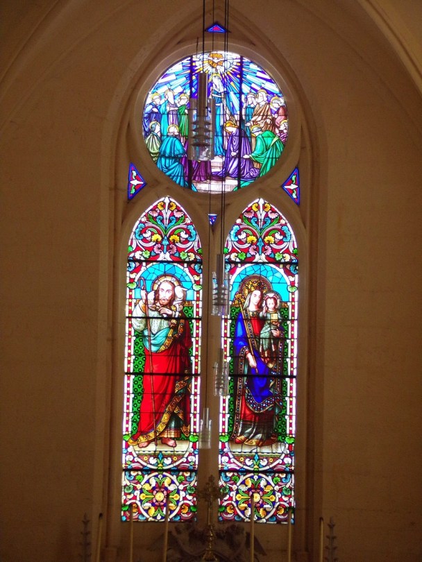 Salles d'Angles - L'église Saint-Maurice - Des vitraux (22 août 2016)